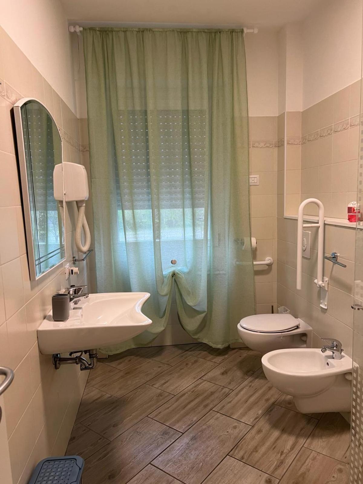 I Colli Del Garda Hotel Lonato Luaran gambar